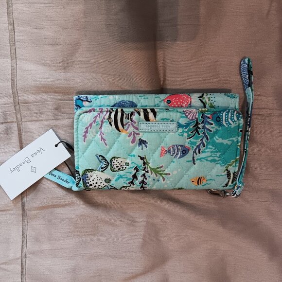 Vera Bradley Crossbody Wallet Antilles Treasure Ocean Marine Life Fish - Picture 2 of 5